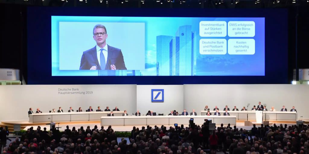 Deutsche Bank Streicht Rund 18 000 Stellen Bis 22