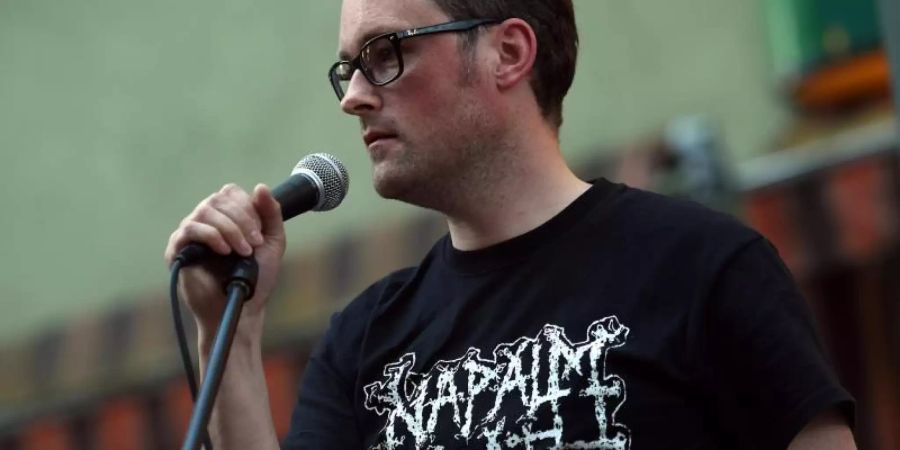 Schriftsteller Jan Brandt verarbeitet in seinem aktuellen Roman die Probleme auf dem Berliner Wohnungsmarkt. Foto: Britta Pedersen