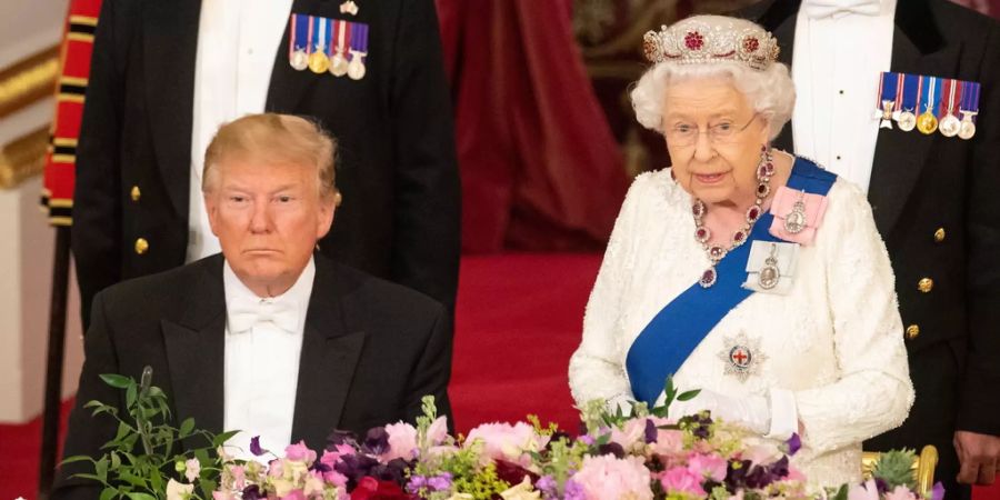 queen Elizabeth trump