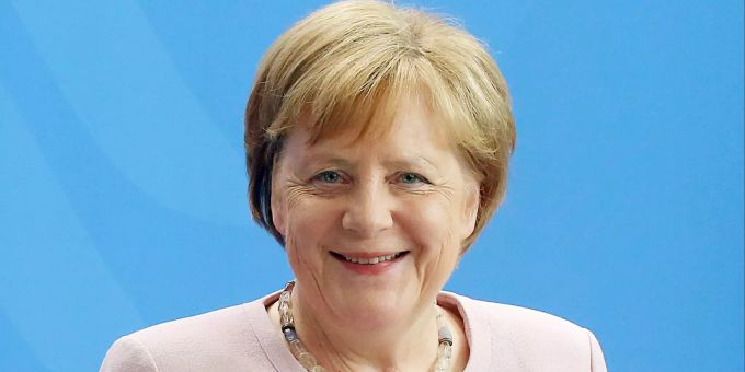 Angela Merkel erhält vom UN-Hochkommissar für Flüchtlinge Lob für ihre Politik. UN Flüchtlinge Vertriebene Merkel