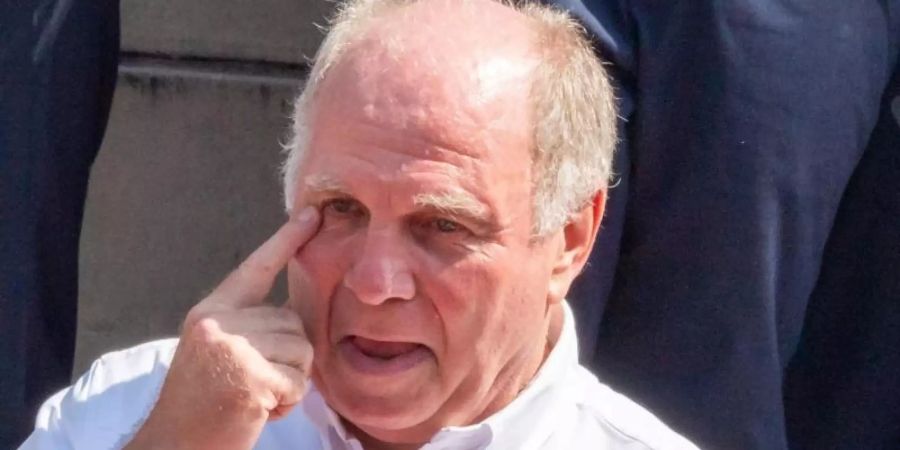 Würde Länderspiele gern in die kalte Jahreszeit verbannen: Uli Hoeness. Foto: Peter Kneffel