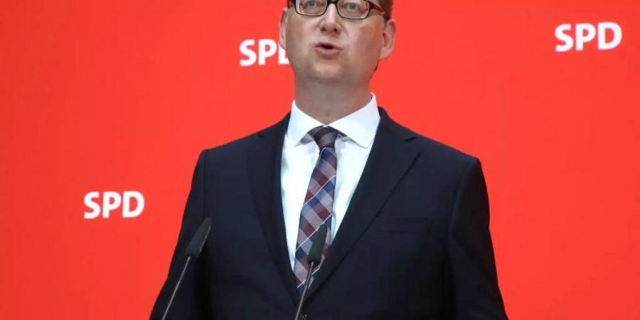 Der kommissarische SPD-Chef Thorsten Schäfer-Gümbel hatte den Grünen eine populistisch vereinfachende Politik nach Art der AfD vorgeworfen - und ruderte dann schnell zurück. Foto: Wolfgang Kumm