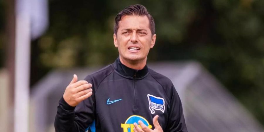 Kein Freund der neuen Kartenregelung für Trainer: Hertha-Trainer Ante Covic. Foto: Soeren Stache