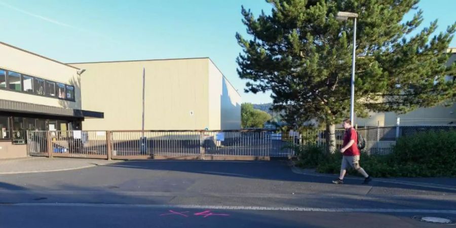 Ein 26-Jähriger aus Eritrea wurde in der Industriestrasse in Wächtersbach angeschossen. Foto: Arne Dedert