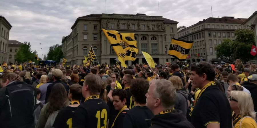 Tausende Fans an der Meisterfeier von YB.