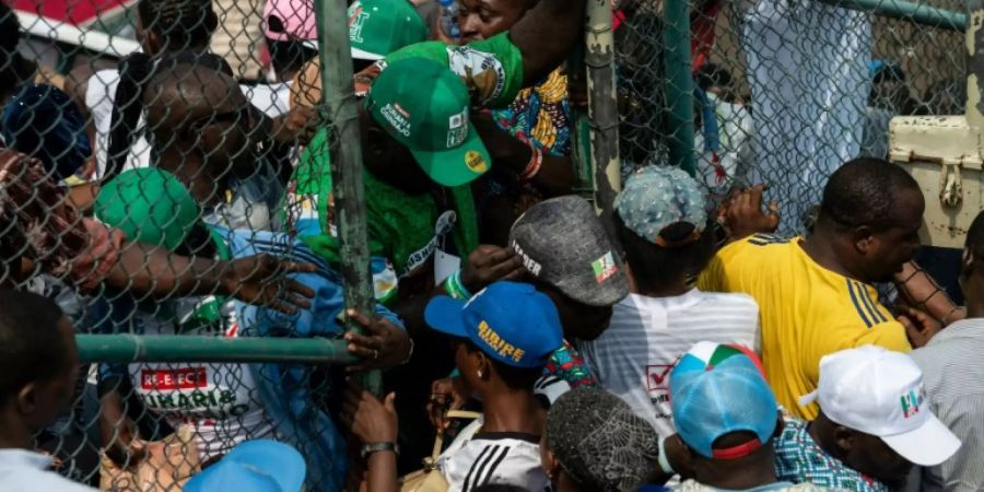 Wahlkampfveranstaltung Buharis in Lagos am Samstag