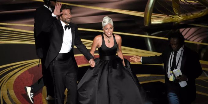 Bradley Cooper und Lady Gaga performen ihren Song «A Star is Born» an den 91. Oscars in Los Angeles. Lady Gaga, Bradley Cooper oscars