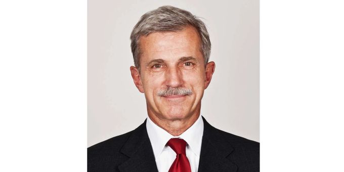 Thomas Zeltner ist Präsident des Verwaltungsrates des Krankenversicherers KPT und der Blutspende SRK Schweiz sowie Sonderbotschafter der Weltgesundheitsorganisation (WHO). Thomas Zeltner