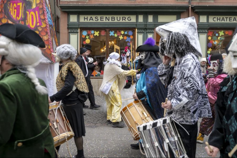 Anders ist das an der Fasnacht Basel. Dort freuen sich die Mehrheit der Restaurants auf die Fasnachtszeit.