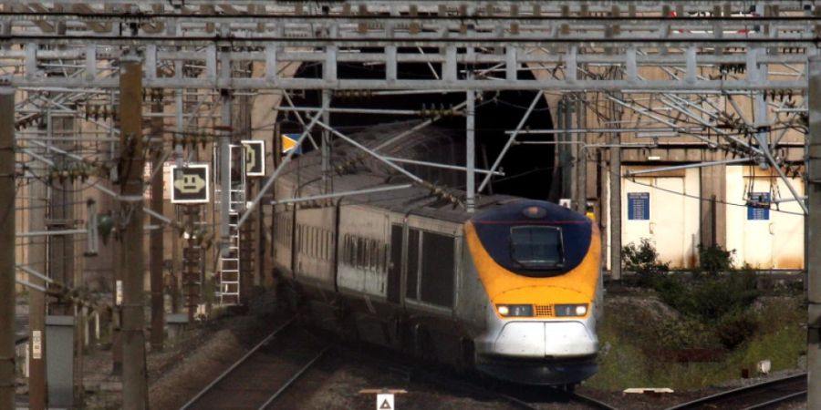 Durch den vor 30 Jahren eröffneten Kanaltunnel zwischen Grossbritannien und Frankreich sollen demnächst mehr Züge zu neuen Zielen auf dem europäischen Festland fahren - auch in die Schweiz, wenn es nach dem Tunnelbetreiber geht. (Archivbild)