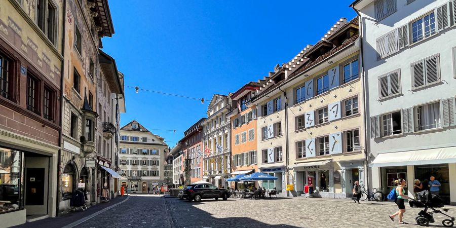 Der Weinmarkt in der Stadt Luzern.