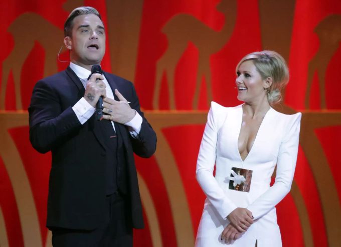 Robbie Williams schwärmt von der Zusammenarbeit mit Helene Fischer. Helene Fischer