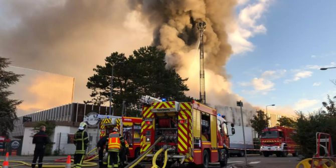 flächenbrand villeurbanne