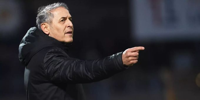 Da geht's lang: Marcel Koller gibt für den FCB die Marschrichtung Gruppensieg vor. FCB Marcel Koller