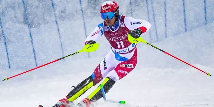 Loic Meillard überzeugt beim Slalom in Levi im zweiten Lauf. Loic Meillard Slalom Levi