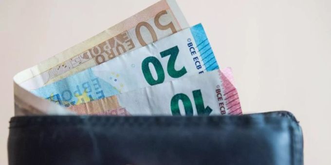 Düsseldorf - Was bleibt 2020 im Portemonnaie?