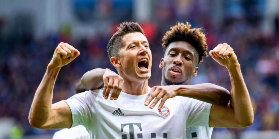 Traf zum zehnten Mal in dieser Bundesligasaison: Bayerns Stürmerstar Robert Lewandowski. Foto: David Inderlied