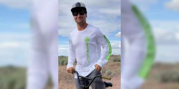 Stuntman Alex Harvill