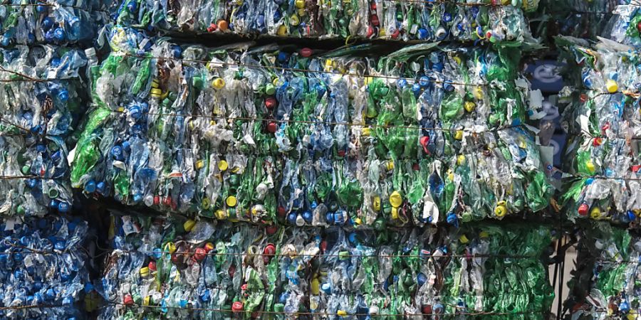 Zahlreiche in Plastik enthaltene Chemikalien gelten als potentiell besorgniserregend. Das zeigen ETH-Forschende in einer systematischen Bestandsaufnahme. (Themenbild)