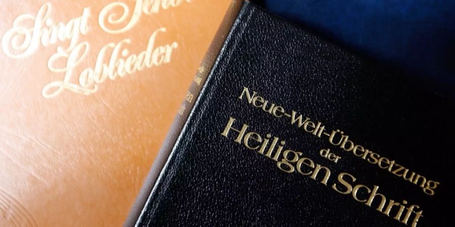 Viele Anfragen bei Infosekta betrafen die Zeugen Jehovas. (Archivbild)