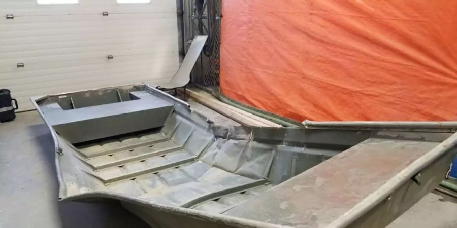 Polizei entdeckte ein leeres Aluminiumboot