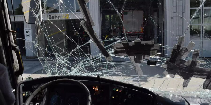 Luzern Polizei Reisecar