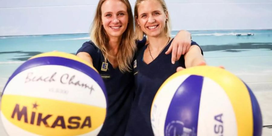 Noch auf der Suche nach ihrem Topniveau: Laura Ludwig (r) und Margareta Kozuch. Foto: Christian Charisius