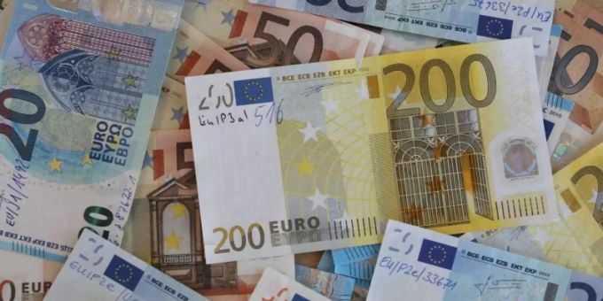 Frankfurt/Main - Weniger Falschgeld im Umlauf
