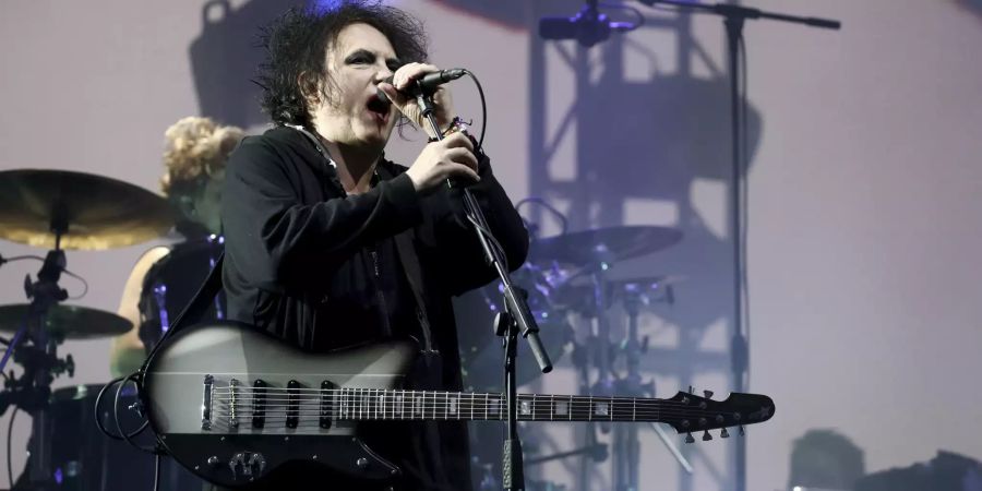 The Cure robert smith