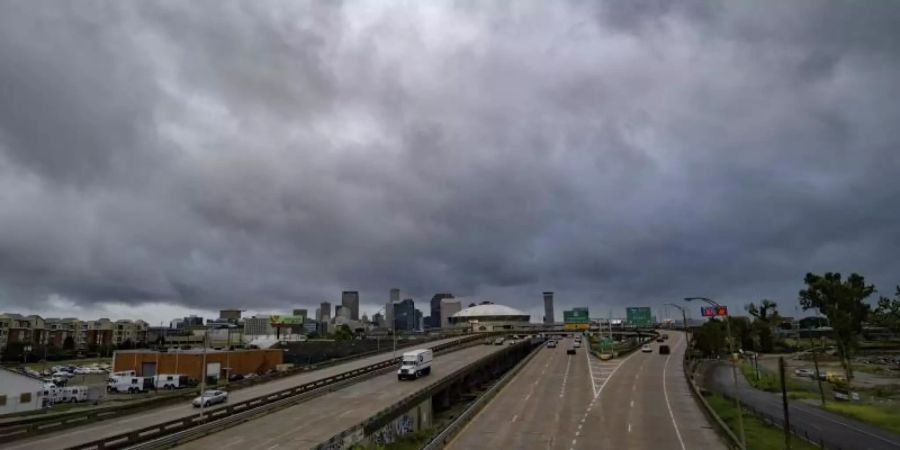 Schlechtwetterfront über Baton Rouge: Louisiana rüstet sich für einen schweren Tropensturm. Foto: Matthew Hinton