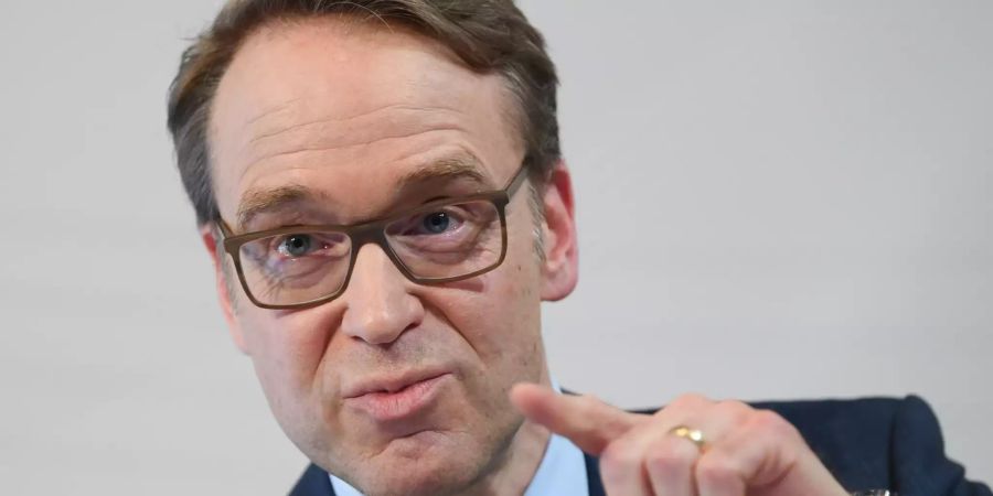 Jens Weidmann (Deutschland): Der Chef der Deutschen Bundesbank gilt als möglicher Anwärter und ist Kronfavorit von Bundeskanzlerin Merkel. Offenbar würde Merkel für seine Ernennung die Perso