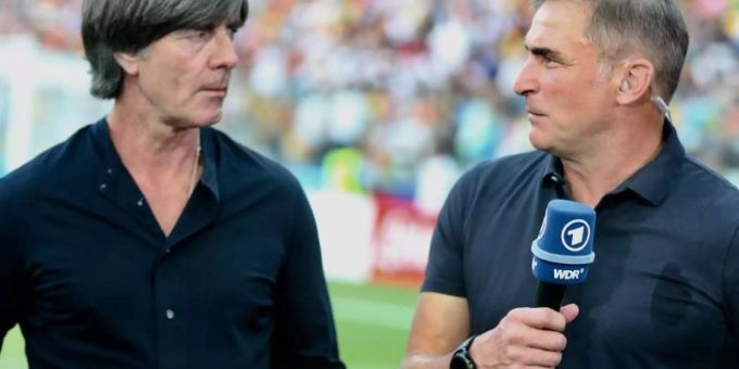 Joachim Löw gab vor dem U21-EM-Finale sein erstes Interview nach seinem Fehlen bei den EM-Quali. Foto: Cezaro De Luca Joachim Löw gab vor dem U21-EM-Finale sein erstes Interview nach seinem Fehlen bei den EM-Quali. Foto: Cezaro De Luca