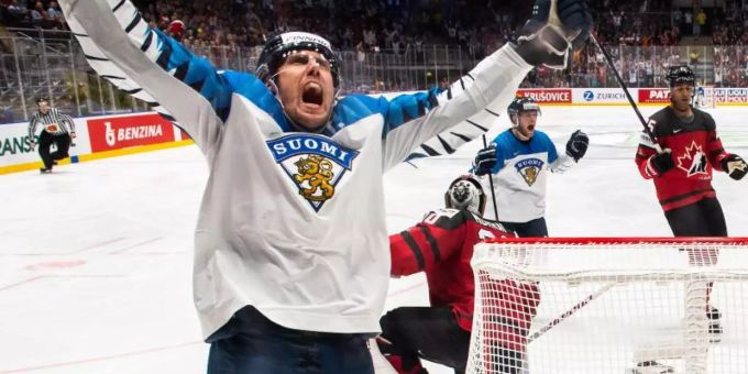 Der Finne Marko Anttila (12) feiert sein Tor im Finale gegen Kanada. Foto: Joel Marklund/Bildbyran via ZUMA Press Der Finne Marko Anttila (12) feiert sein Tor im Finale gegen Kanada. Foto: Joel Marklund/Bildbyran via ZUMA Press