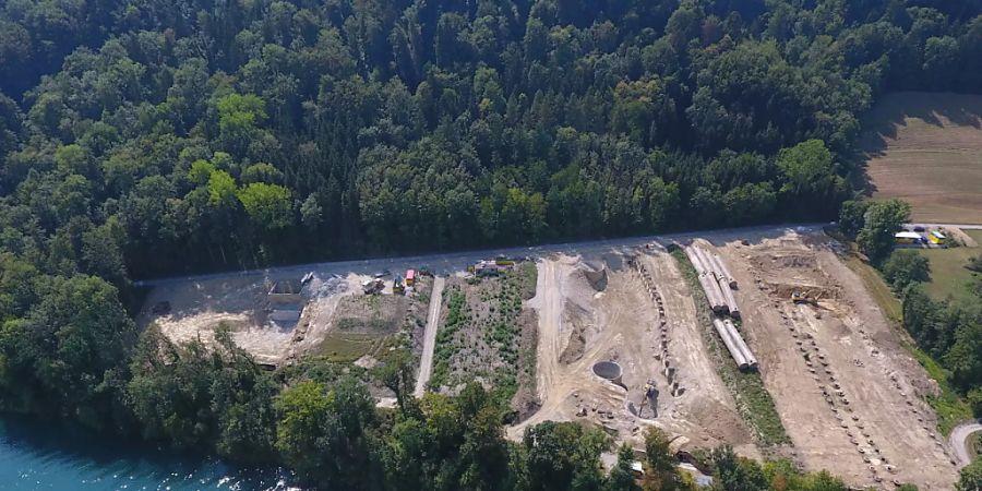 Auf dem 26'000 Quadratmeter grossen Gelände am Rhein bei Eglisau soll ein Naturschutzgebiet entstehen.