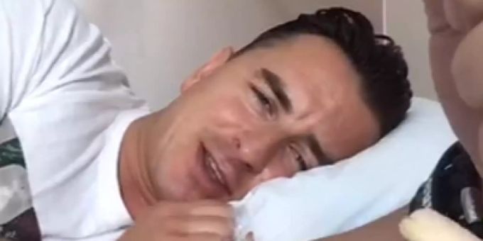 Andreas Gabalier liegt nach einer Lebensmittelvergiftung im Spital. Andreas Gabalier