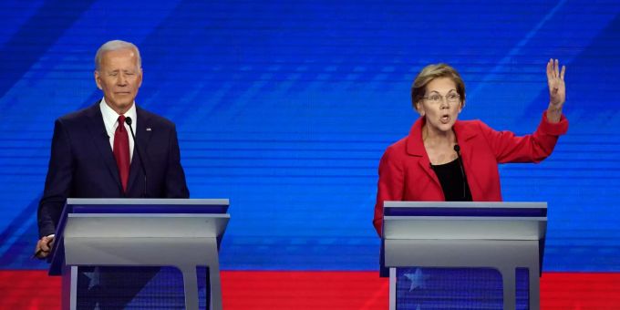 Die demokratischen Bewerber um die Präsidentschaftskandidatur Joe Biden und Elizabeth Warren bei der dritten TV-Debatte. joe biden