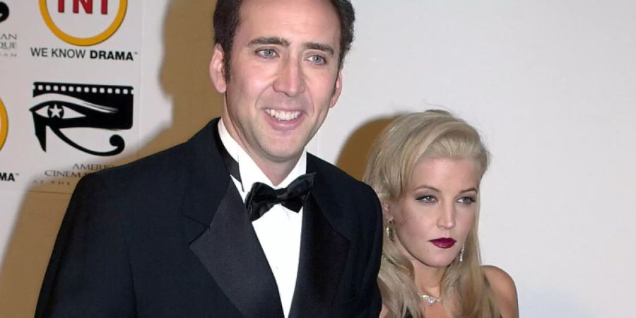 Nicolas Cage und Lisa Marie Presley heirateten nach nur zehn Tagen Verlobung. 108 Tage später folgte die Scheidung.