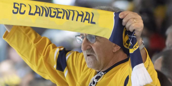 Ein Fan des SC Langenthal. swiss league