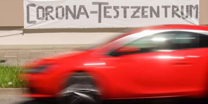 Die bundesweite Sieben-Tage-Inzidenz liegt laut RKI bei 37,5. Foto: Robert Michael/dpa-Zentralbild/dpa Die bundesweite Sieben-Tage-Inzidenz liegt laut RKI bei 37,5. Foto: Robert Michael/dpa-Zentralbild/dpa