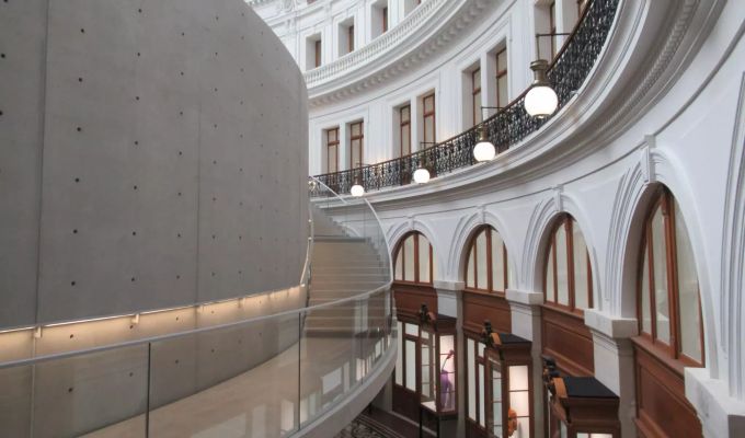 Die Rotunde des Pinault-Museums. Das neue Pariser Museum des französischen Milliardärs François Pinault liegt zwischen dem Louvre und dem Centre Pompidou. Das Museum wird offiziell am 22. Mai 2021 eröffnet. Foto: Sabine Glaubitz/dpa Pinault-Museum