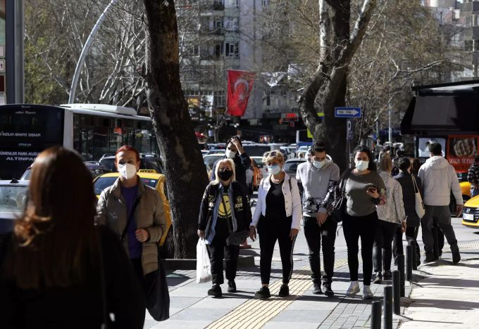 Im Kampf gegen das Coronavirus hat in der Türkei ein knallharter Lockdown begonnen. Türkei Corona