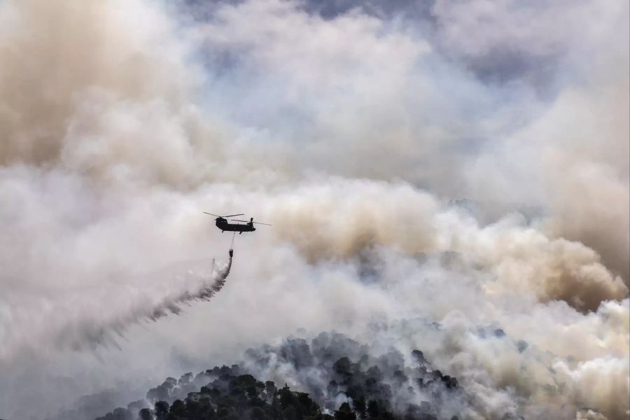 APTOPIX Greece Wildfire