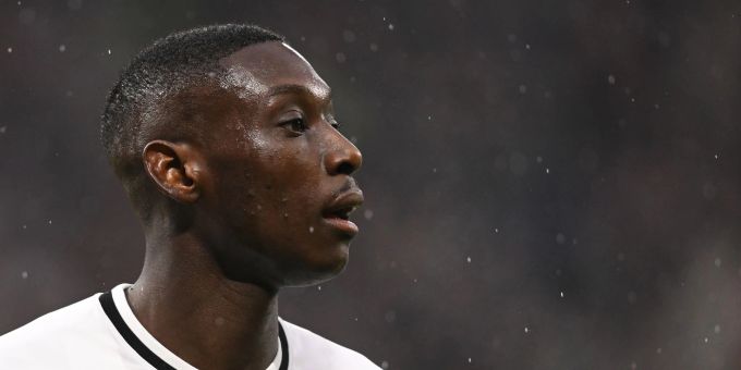 Frankfurts Randal Kolo Muani könnte auch in der kommenden Saison für die SGE spielen. Frankfurts Randal Kolo Muani könnte auch in der kommenden Saison für die SGE spielen.