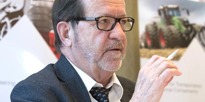 Werkzeugmaschinen-Hersteller des Unternehmers Walter Fust - Tornos und Starrag - prüfen Fusion (Archivbild) Walter Fust