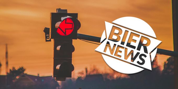 Vor der Polizei! - Weils nicht grün wird: Paar hat Sex an roter Ampel