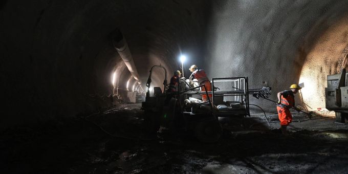Auf der Baustelle des Brennerbasistunnels ist es zu einem tödlcihen Unfall gekommen. (Archivbild) Auf der Baustelle des Brennerbasistunnels ist es zu einem tödlcihen Unfall gekommen.