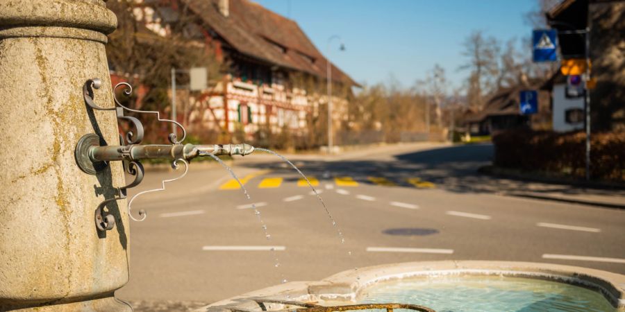 Der Dorfbrunnen im Unterdorf von Marthalen.