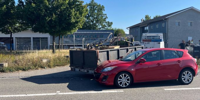 Wil: Zusammenprall zwischen drei Fahrzeugen Wil: Zusammenprall zwischen drei Fahrzeugen