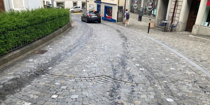 Sanierung der Pflästerung an der Reichsstrasse und Schulgasse, Schwyz. Schulgasse, Schwyz.