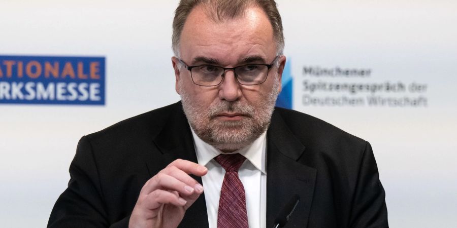 «Je mehr Gewinn ein Unternehmen macht, umso mehr Steuern zahlt es»: Siegfried Russwurm.